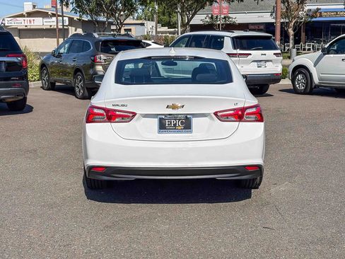 Used 2021 Chevrolet Malibu LT w/ LPO, Floor Liner Package image 3