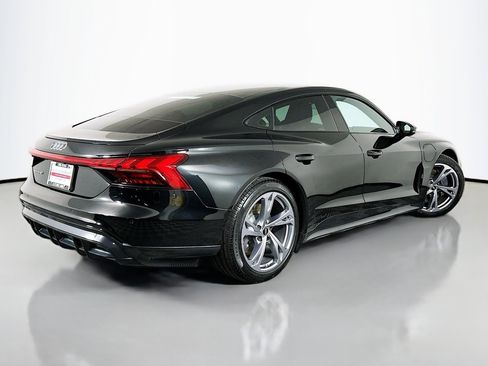 Used 2022 Audi e-tron GT Premium Plus image 14