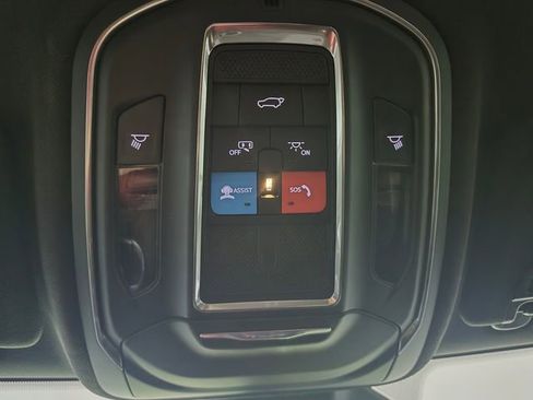 Used 2023 Jeep Grand Cherokee Altitude AWD/4WD image 29