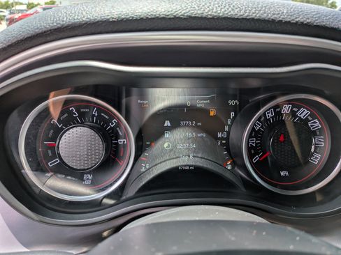 Used 2019 Dodge Challenger SXT RWD image 25