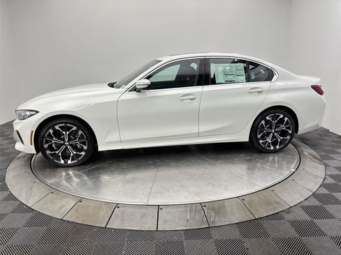 New 2026 BMW 330i xDrive Sedan w/ Convenience Package image 16