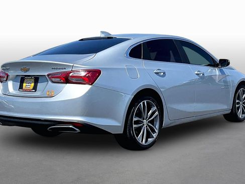 Used 2020 Chevrolet Malibu Premier FWD image 2