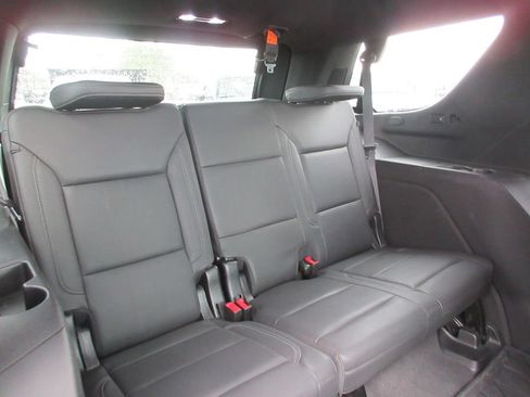 Used 2022 Chevrolet Tahoe LT w/ Luxury Package AWD/4WD image 27