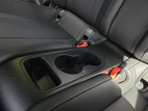 Certified 2025 Mercedes-Benz CLE 450 4MATIC Coupe image 8