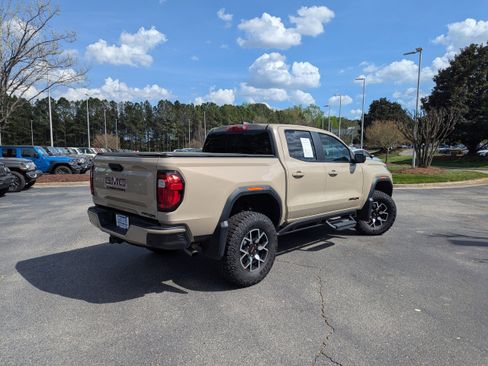 Used 2023 GMC Canyon AT4X image 5