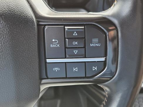 Used 2024 Ford F250 Platinum w/ FX4 Off-Road Package AWD/4WD image 19