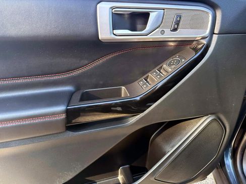 Used 2024 Ford Explorer ST-Line w/ Class IV Trailer Tow Package image 15