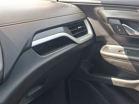 Used 2021 GMC Terrain SLT w/ Infotainment Package II FWD image 31
