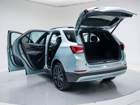 Used 2022 Chevrolet Equinox RS w/ LPO, Floor Liner Package image 19