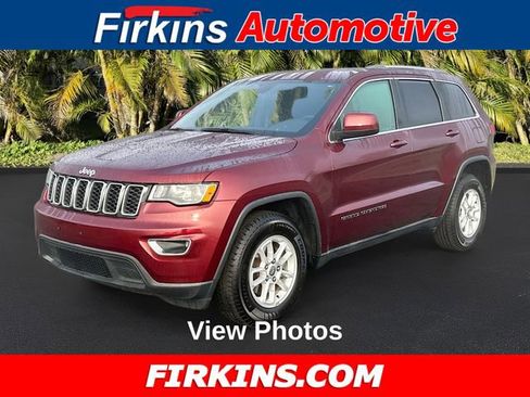 Used 2020 Jeep Grand Cherokee Laredo image 1