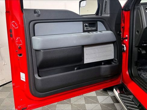 Used 2014 Ford F150 XLT w/ XLT Chrome Package image 21