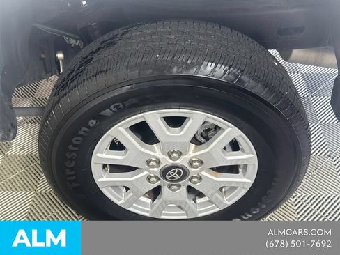 Used 2024 Toyota Tacoma SR5 AWD/4WD image 22