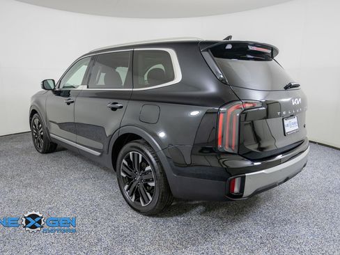 Used 2025 Kia Telluride SX Prestige AWD/4WD image 5