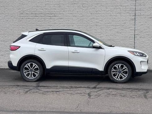 Certified 2021 Ford Escape SEL AWD/4WD image 3