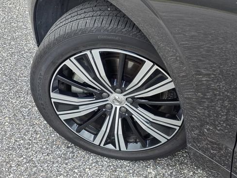 Used 2022 Volvo XC60 B6 Inscription w/ Advanced Package AWD/4WD image 41