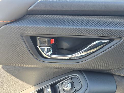 Used 2024 Subaru Crosstrek 2.5i Limited w/ Crosstrek Mirror Package image 20