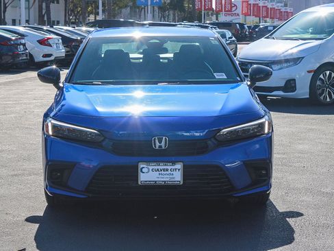 Certified 2024 Honda Civic Sport image 2