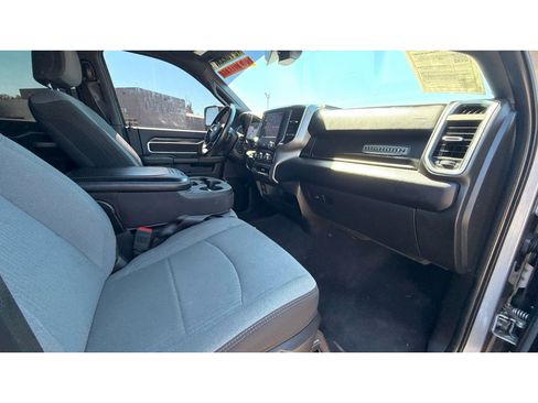 Used 2024 RAM 2500 Big Horn AWD/4WD image 10