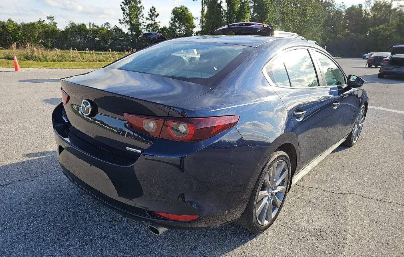 Used 2024 MAZDA MAZDA3 s FWD image 46