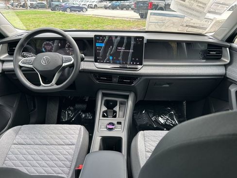 New 2026 Volkswagen Tiguan S FWD image 10