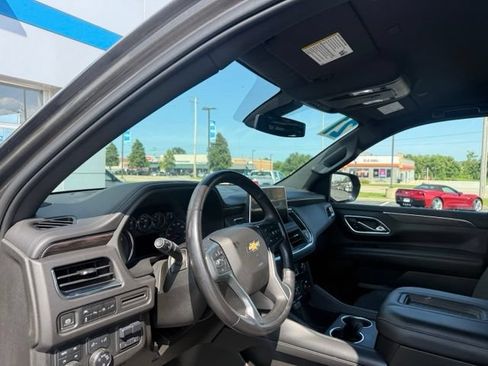 Used 2021 Chevrolet Suburban LS w/ Driver Alert Package AWD/4WD image 7