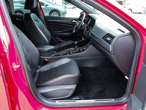 Used 2019 Volkswagen Jetta GLI Autobahn image 28