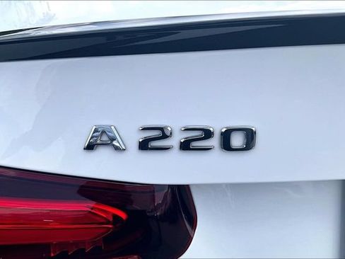 Used 2019 Mercedes-Benz A 220 w/ AMG Line image 8