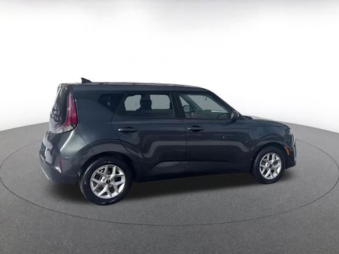 Used 2025 Kia Soul LX w/ LX Technology Package image 15