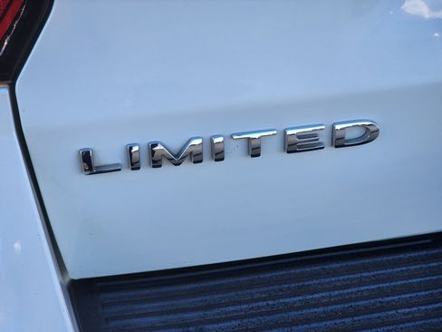 Used 2021 Ford Expedition Max Limited image 10