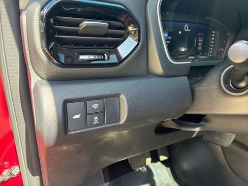 Used 2023 Honda Pilot Elite image 12