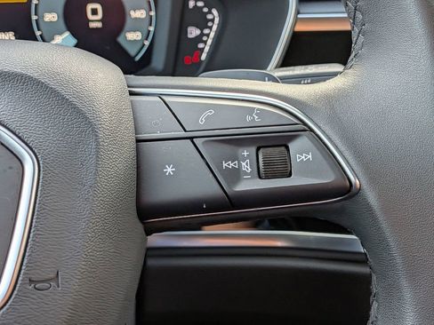 Used 2025 Audi Q3 2.0T Premium w/ Convenience Package image 18