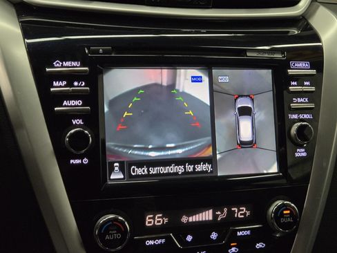 Used 2015 Nissan Murano Platinum w/ Platinum Technology Package FWD image 18