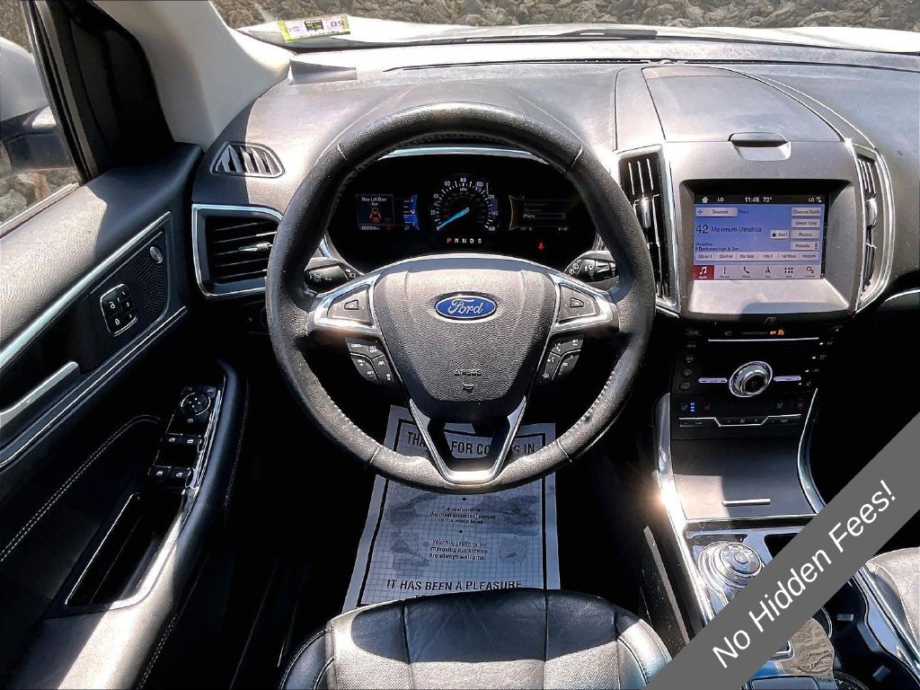 Used 2019 Ford Edge Titanium w/ Equipment Group 301A FWD image 5