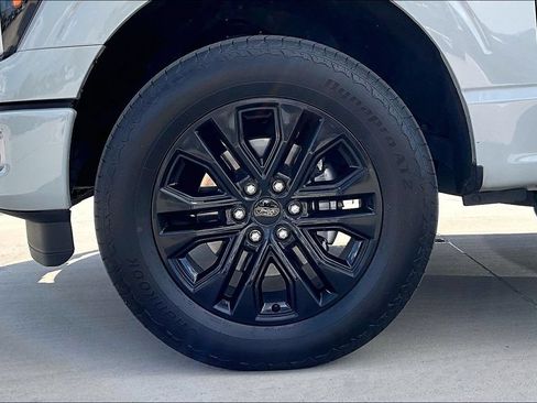 Used 2024 Ford F150 Lariat w/ FX4 Off-Road Package AWD/4WD image 10