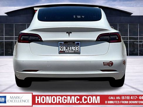 Used 2019 Tesla Model 3 Standard Range RWD image 5