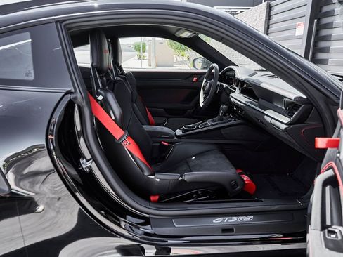 Used 2024 Porsche 911 GT3 RS RWD image 29