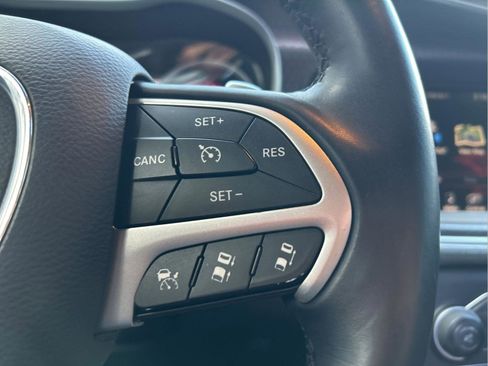 Used 2015 Dodge Charger R/T image 17