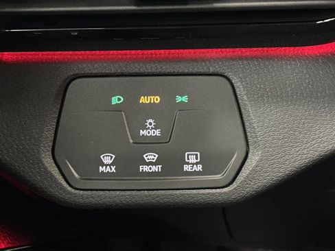 Used 2021 Volkswagen ID.4 Pro AWD/4WD image 23
