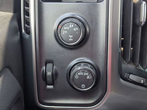 Used 2016 Chevrolet Silverado 1500 LT AWD/4WD image 18