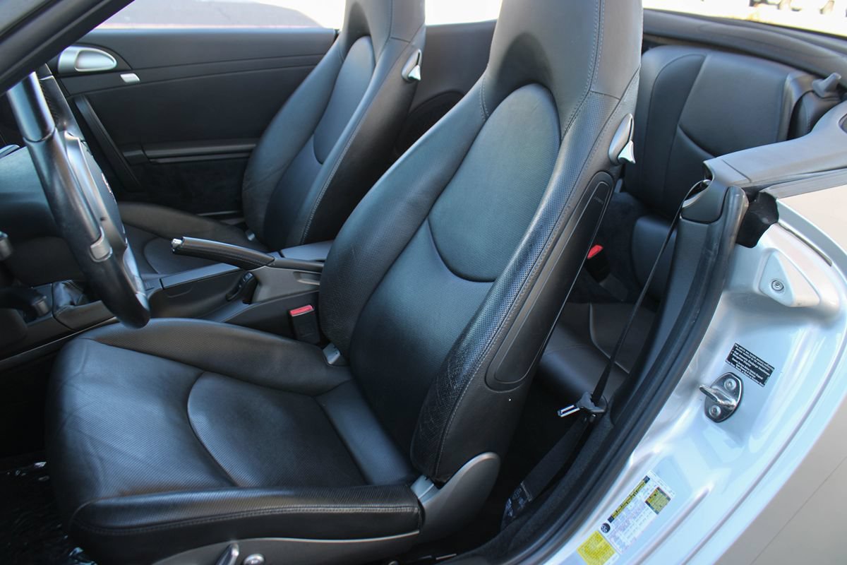 Used 2010 Porsche 911 Carrera S RWD image 16