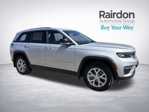 Used 2023 Jeep Grand Cherokee Limited w/ Luxury Tech Group II AWD/4WD image 1