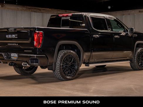 Used 2025 GMC Sierra 1500 Denali Ultimate image 9