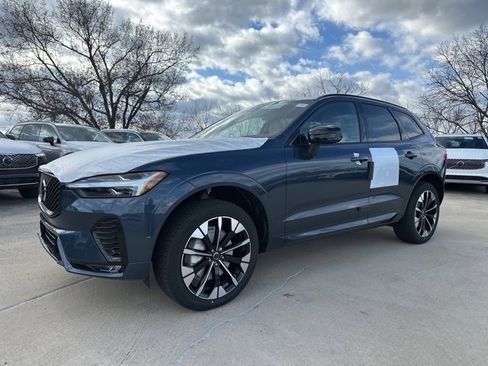 New 2026 Volvo XC60 B5 Plus w/ Protection Package Premier image 3