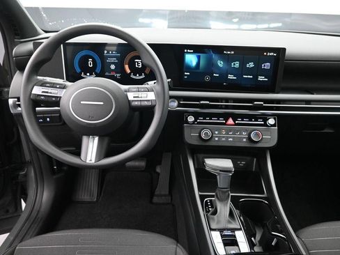 New 2026 Hyundai Santa Cruz SE image 11