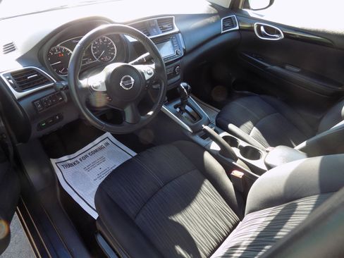 Used 2016 Nissan Sentra SV image 15