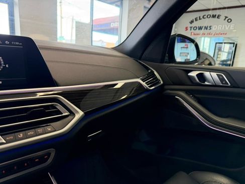 Used 2021 BMW X5 sDrive40i w/ M Sport Package image 53