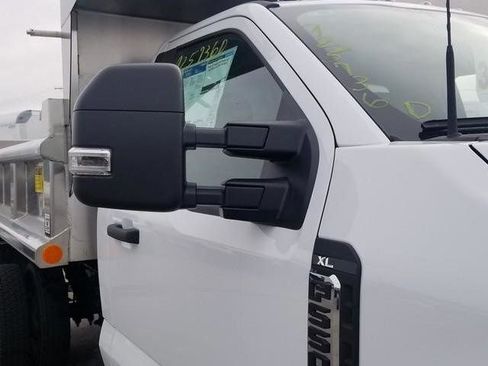 New 2026 Ford F550 4x4 Regular Cab Super Duty image 11