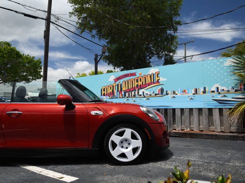 Used 2016 MINI Cooper S FWD image 36