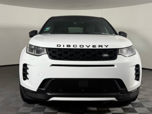 Used 2026 Land Rover Discovery Sport Landmark AWD/4WD image 11
