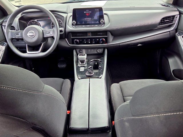 Used 2024 Nissan Rogue S AWD/4WD image 9